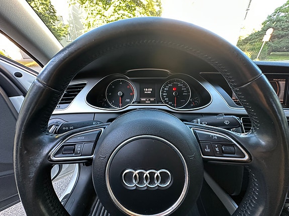 Audi A4 10 of 12