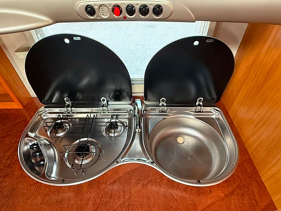 Hobby 610 UL EXCELSIOR Långbäddar Mover Fukttestad UA.Skinn. 13 of 16