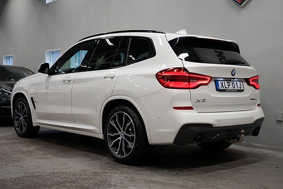 BMW X3 3 of 6