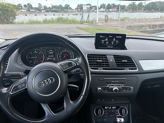 Audi Q3 5 of 8
