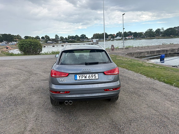 Audi Q3 3 of 8