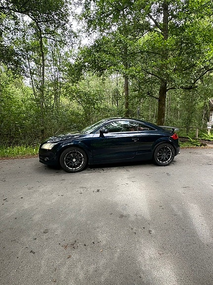 Audi TT 5 of 6