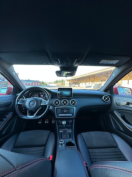 Mercedes-Benz A180 6 of 9