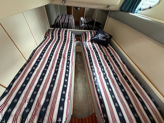 Fairline Targa 48 2x Caterpillar 3126 420 hk -97 akterbog 11 of 12