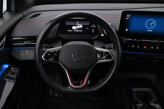 Volkswagen ID.4 GTX 7 of 27