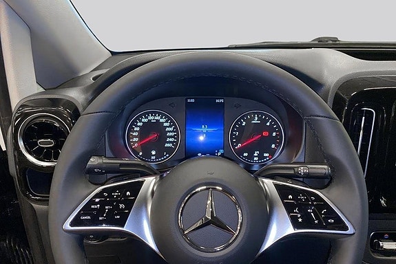 Mercedes-Benz Vito 119 9 of 15