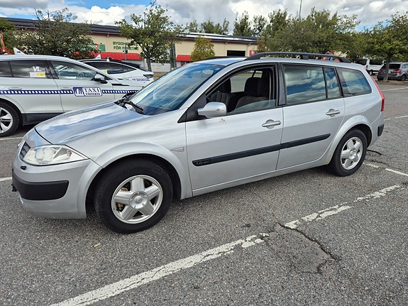 Renault Megane II 2 of 6