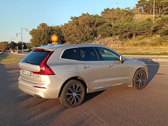Volvo XC60 3 of 9