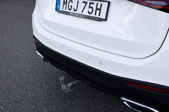 Mercedes-Benz GLC300 e 21 of 21
