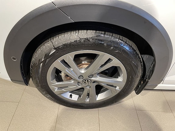 Volkswagen Taigo 11 of 16