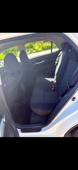 Toyota Auris 4 of 7