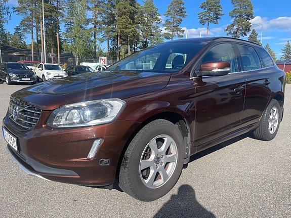 Volvo XC60 3 of 20
