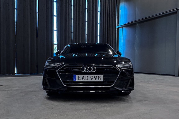 Audi A7 9 of 19