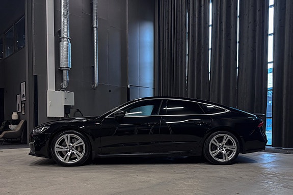 Audi A7 3 of 19