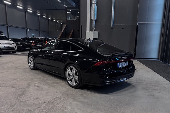 Audi A7 4 of 19