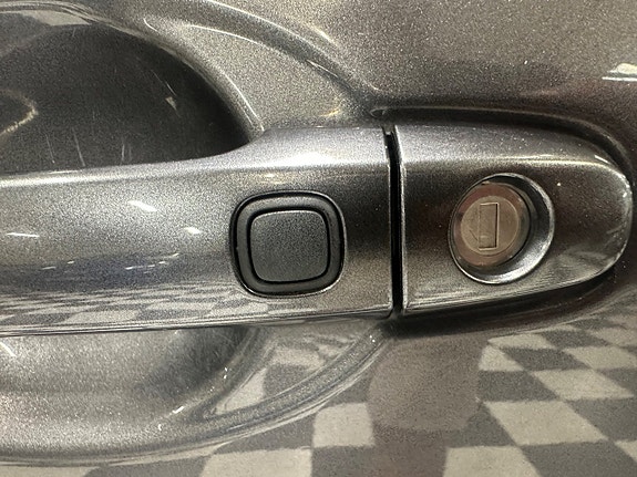Toyota Auris 14 of 14