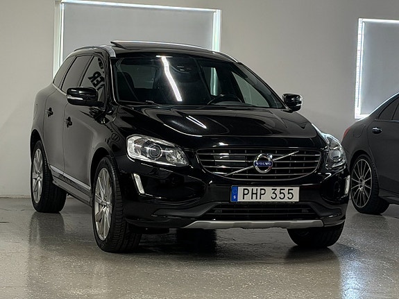 Volvo XC60 3 of 29