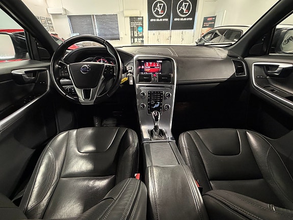 Volvo XC60 9 of 29