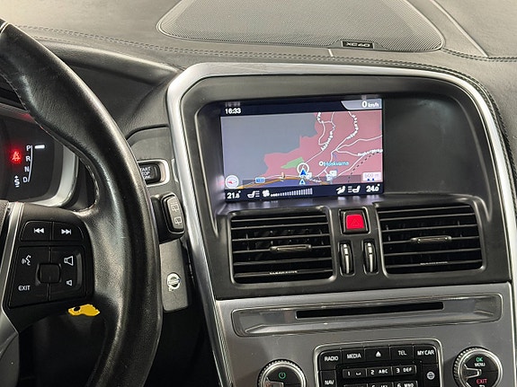 Volvo XC60 12 of 29