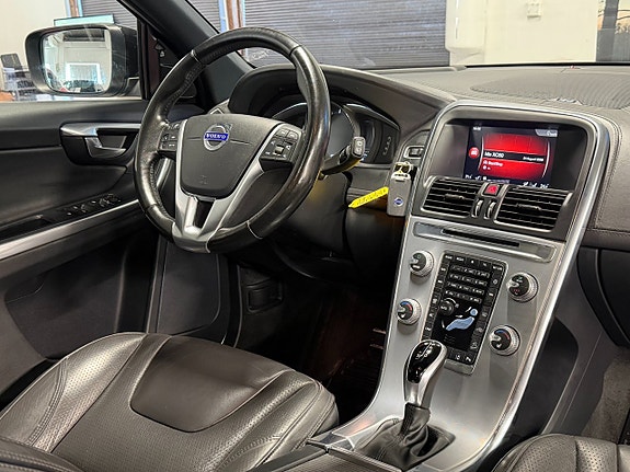 Volvo XC60 16 of 29