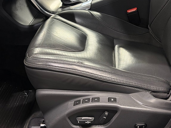 Volvo XC60 23 of 29