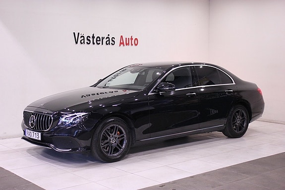 Mercedes-Benz E220 5 of 26