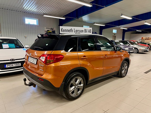 Suzuki Vitara 3 of 8