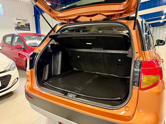 Suzuki Vitara 6 of 8