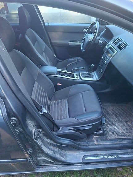 Volvo V50 4 of 6
