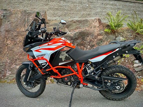 KTM 1290 Super Adventure R 3 of 6