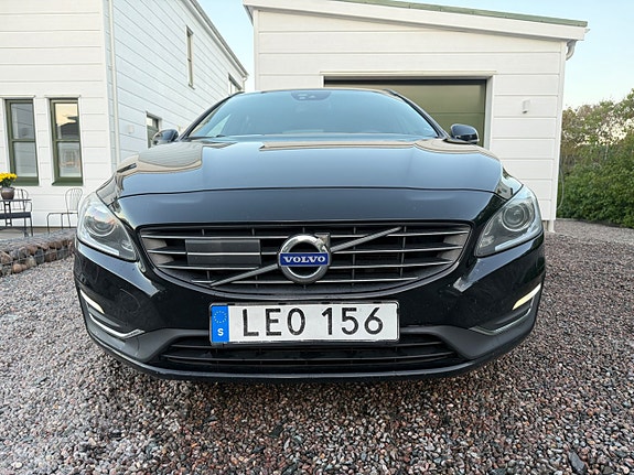Volvo V60 5 of 17