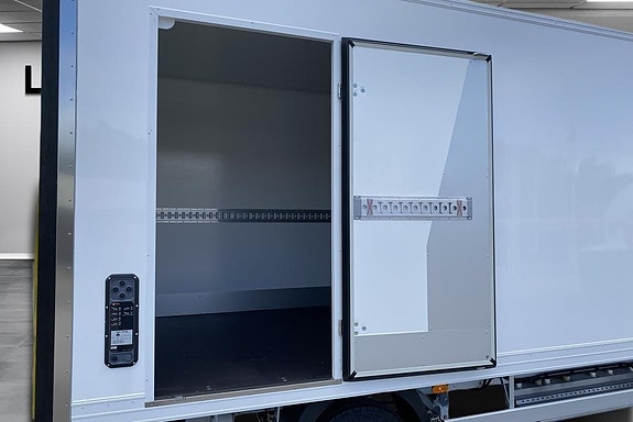 Mercedes-Benz eSprinter 420 9 of 20