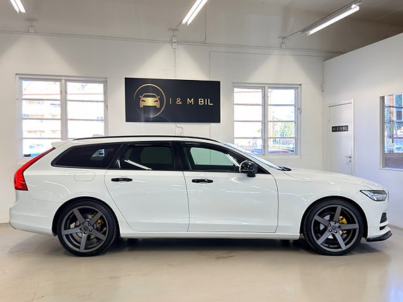 Volvo V90 6 of 25