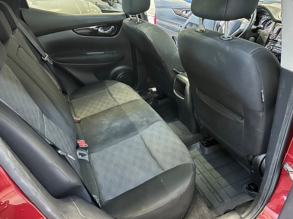 Nissan Qashqai 8 of 17