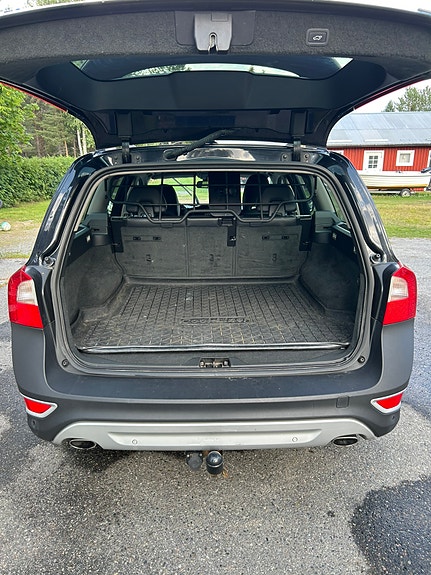 Volvo XC70 7 of 13