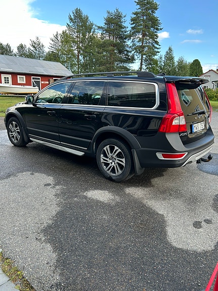 Volvo XC70 8 of 13