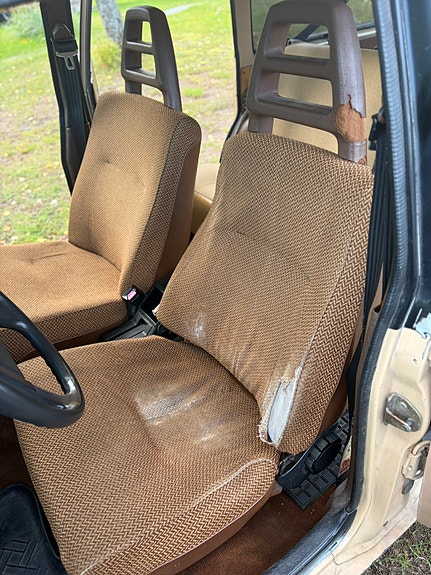 Volvo 245 23 of 29