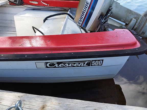 Crescent 500 med 35 hk Evinrude. 2 of 4