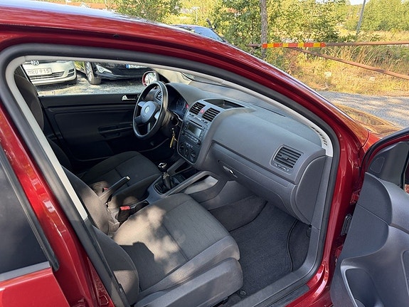 Volkswagen Golf I 11 of 19