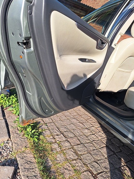 Volvo V70 9 of 10