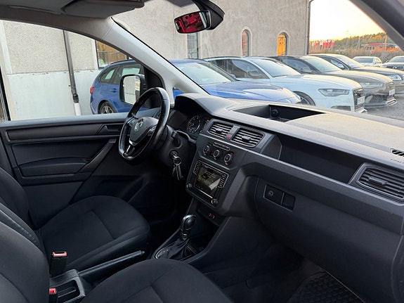 Volkswagen Caddy Maxi 9 of 15