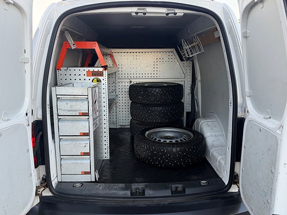 Volkswagen Caddy Maxi 13 of 15