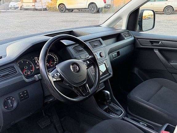 Volkswagen Caddy Maxi 8 of 15