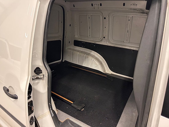 Volkswagen Caddy 7 of 9