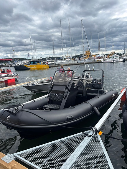 Greatwhite DLX 560 - 115hk - Nya Modellen - Simrad 12’ 3 of 5