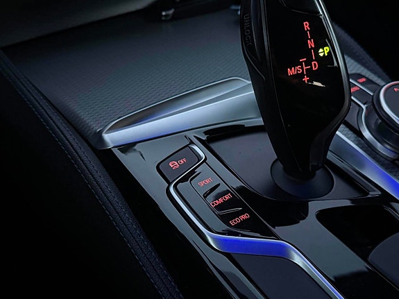 BMW 520d 24 of 27
