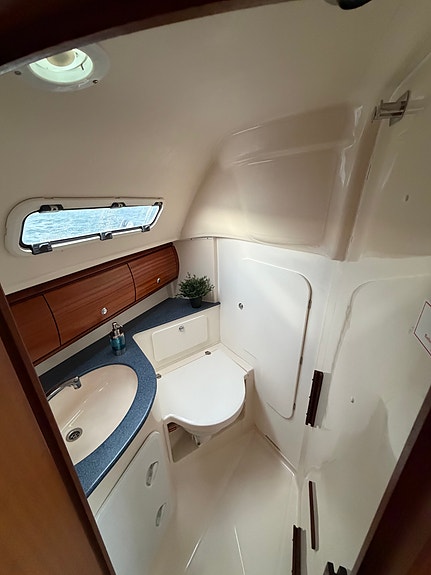 Bavaria 32 Cruiser - Fullutrustad i bra skick. 14 of 14