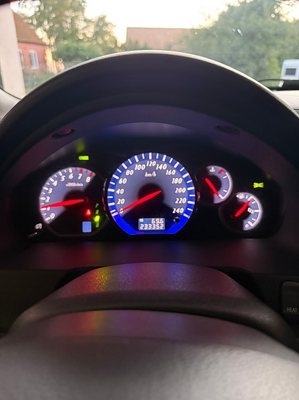 Mitsubishi Grandis 7 of 15