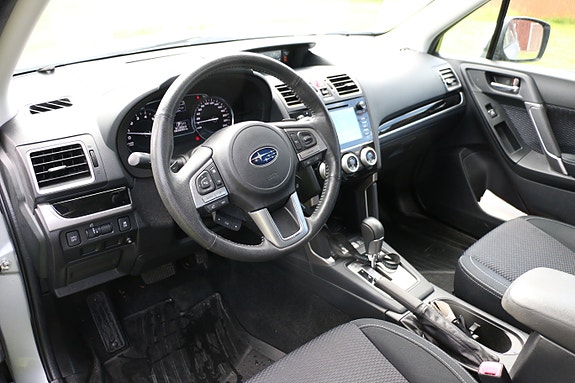 Subaru Forester 6 of 7