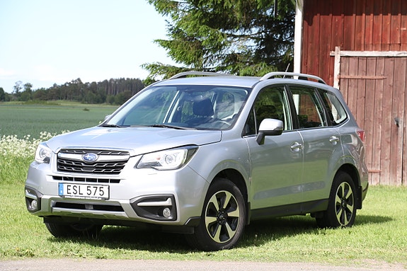 Subaru Forester 2 of 7